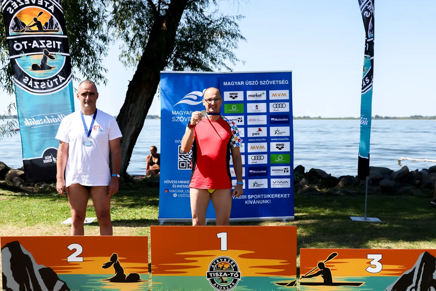 Istvan winning gold at Tisza-To crossing